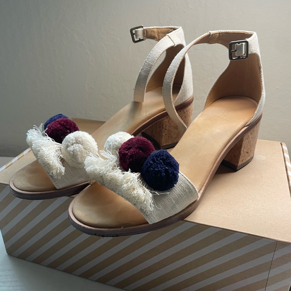 LIKE NEW! Soludos block heel sandals